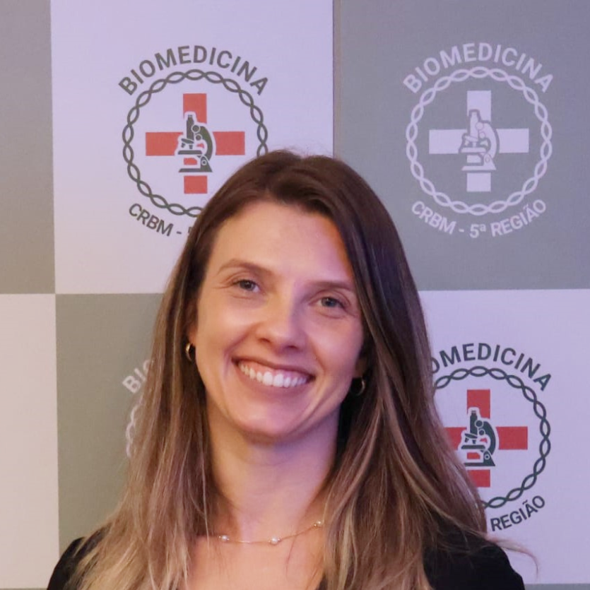 Dra. Flávia Roberta Brust